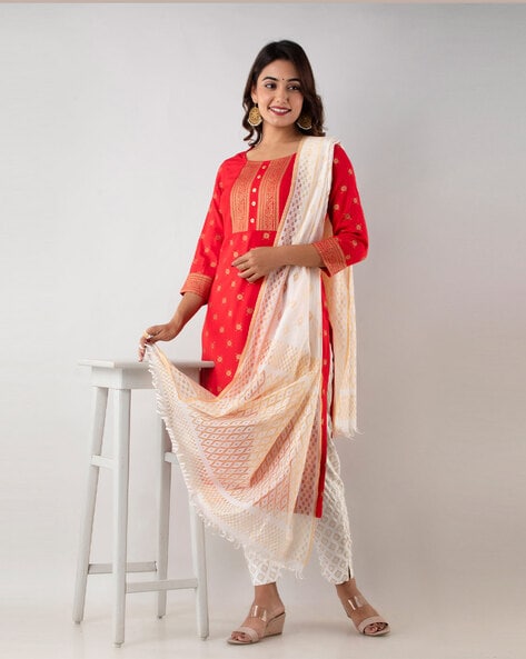 Buy leeza store White Cotton Blend Chicken Dress Materials With Ciffon Red  Embroidered Dupatta at Amazon.in