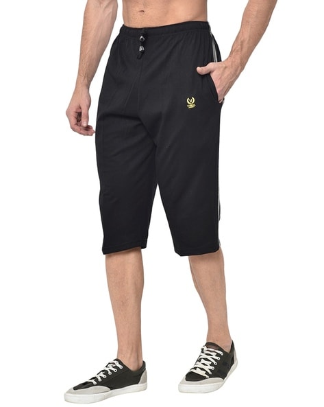 Men's shorts hotsell below the knee