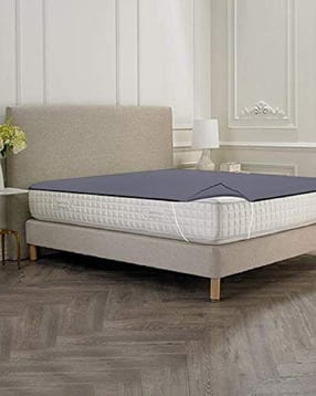 60''x 75'' Queen Size Waterproof Mattress Protector