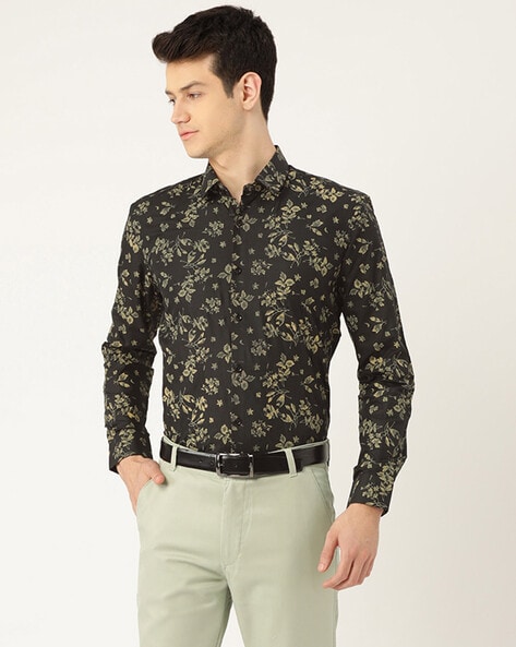 Buy Black & Green Shirts for Men by SOJANYA Online