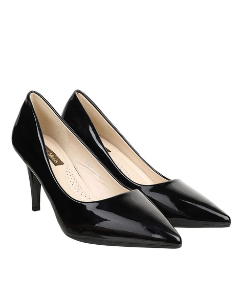 Flat on sale black heels