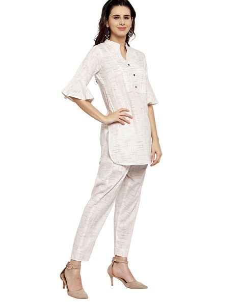 Name - *White Queen* (Chikankari Emb Kurti pant) Fabric Descriptio | Pants  design, Women trousers design, Womens pants design