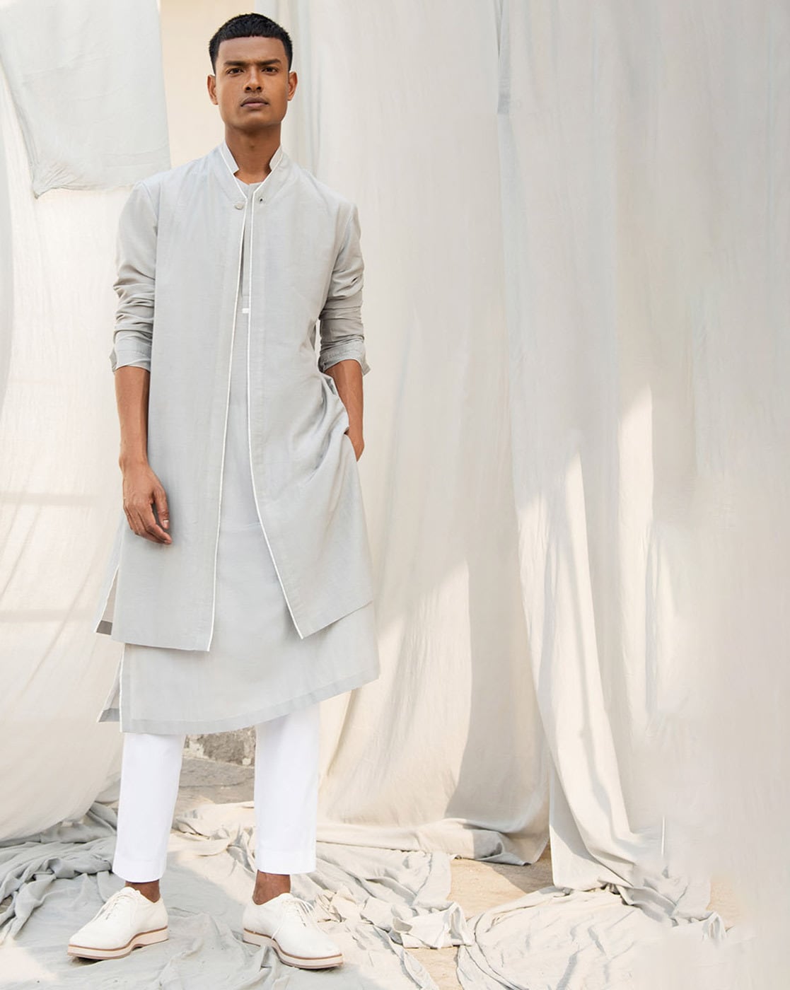 Classic White Self Textured Kurta With Lucknowi Embroidered Jacket Set-gemektower.com.vn