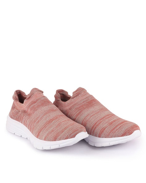 Walking Shoes with Textured Detail