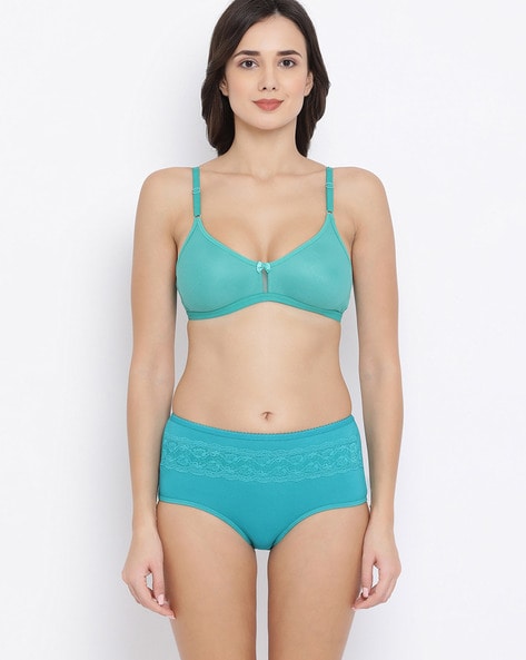 Buy Green Lingerie Sets for Women by Clovia Online