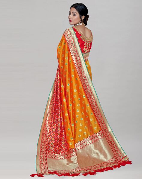 DesignersAndYou Spiff Up Your Style By Wearing Attractive Orange  #Geometrical #Pattern #Saree Set For…