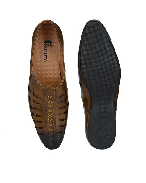 Prolific chappal best sale