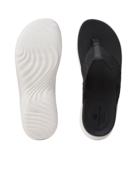 Clarks discount house slippers