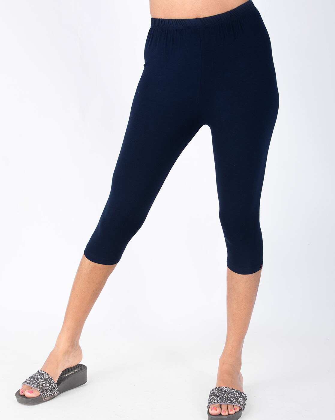 Mid Calf Length Leggings in Goalpara at best price by Sk Knits - Justdial-sonthuy.vn