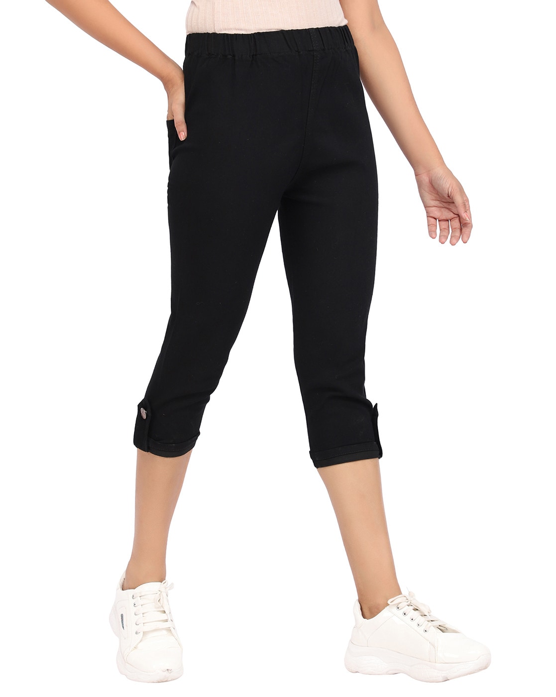 Buy online Women Black Skinny Fit Denim Capri from Capris & Leggings for  Women by Angelfab for ₹639 at 54% off | 2024 Limeroad.com