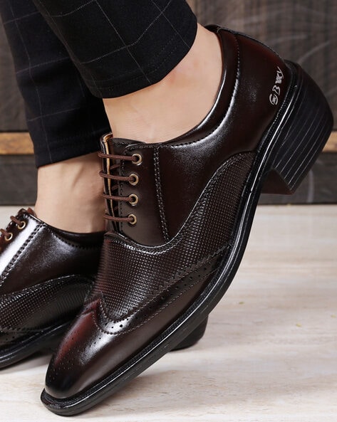 Genuine leather hot sale brogue shoes