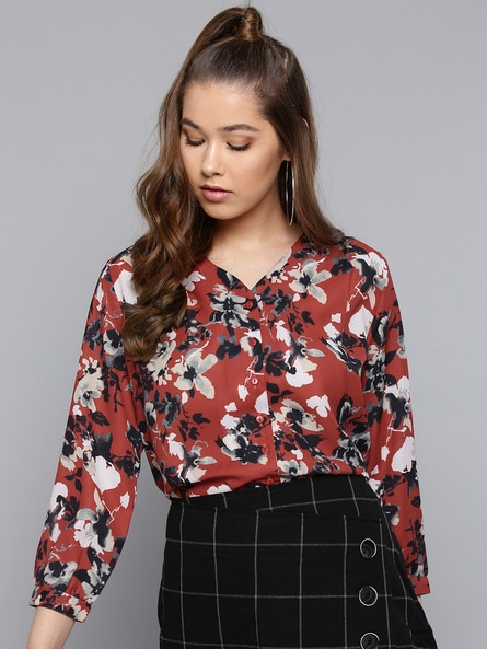 Buy Harpa Women Black Floral Top Online at Best Prices in India