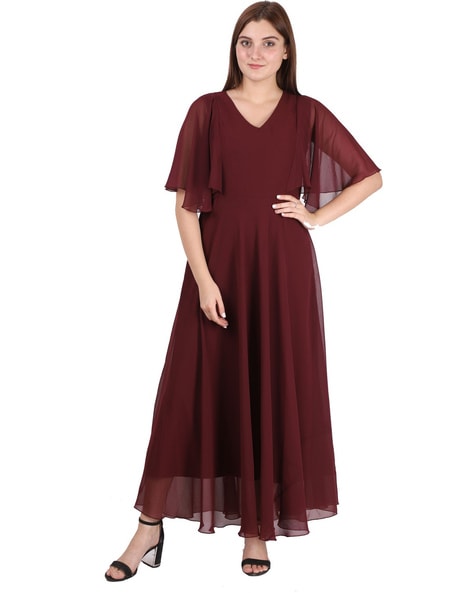 Maroon Structured Gown by Geisha Designs at Aza Fashions | Structured gown,  Fashion, Gowns