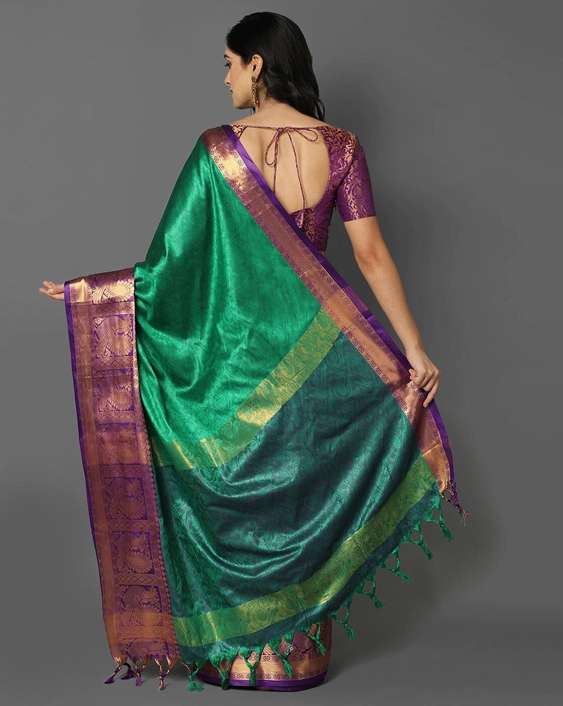 Buy White Sarees for Women by APNISHA Online | Ajio.com