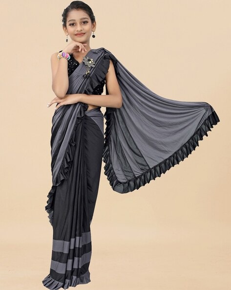 Buy Grey Sarees for Women by Vedatrayi Online