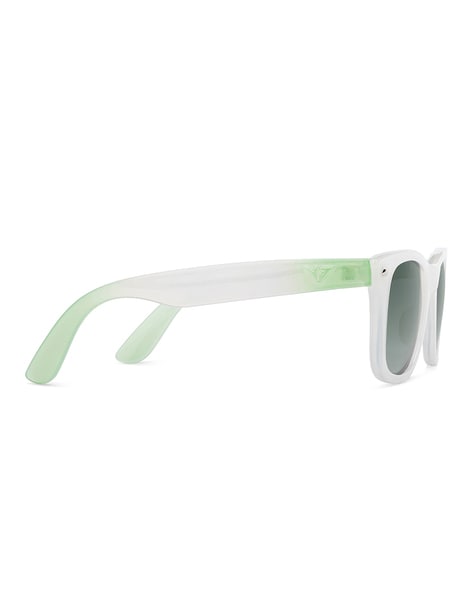 White 2024 wayfarer frames