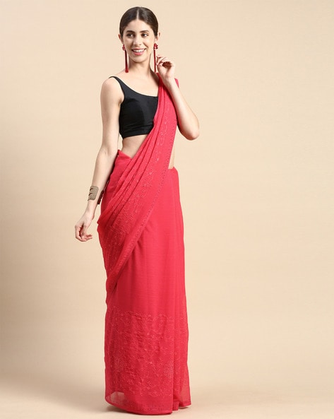 Beautiful Indian woman wearing traditional sari dress Stock Photo | Adobe  Stock