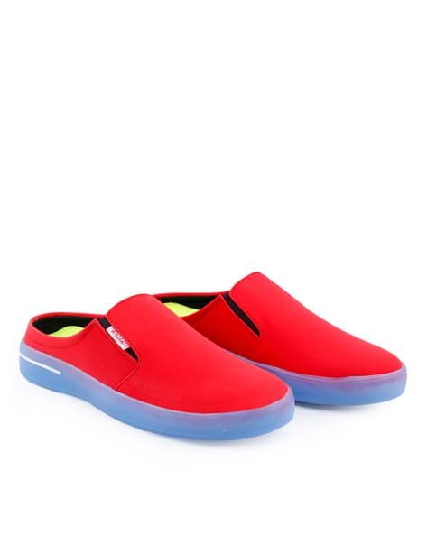WOAKERS Slip-On Style Flat Heels Shoes