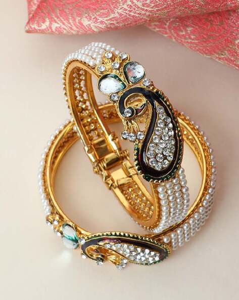 Order GLAMIRA Bracelet Anika in Round cut 0.24 Carat 14k White Gold  Sapphire | GLAMIRA.in