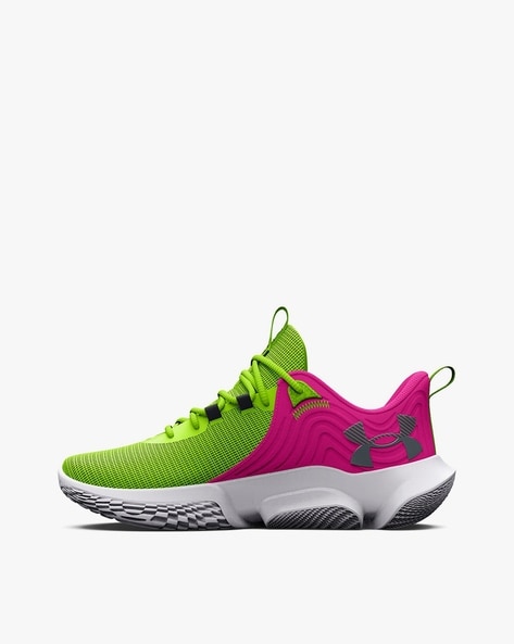 Under armour basketball shoes low sales top