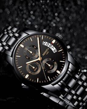nb-2353 chronograph watch with push-button closure