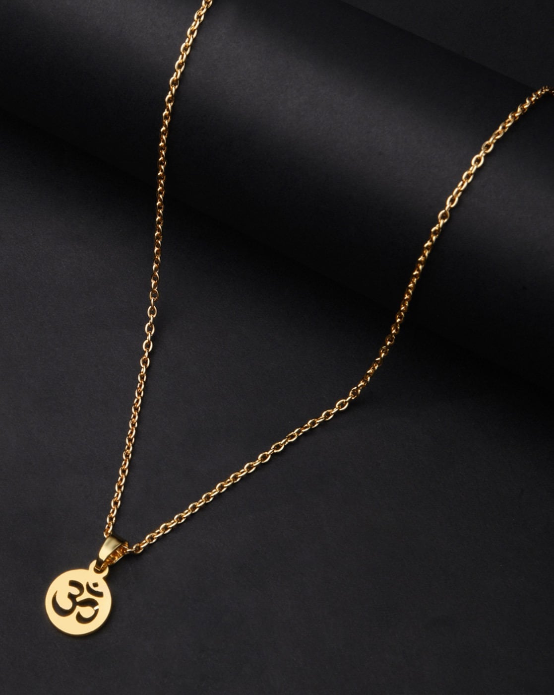 Gold chain with 2025 om pendant