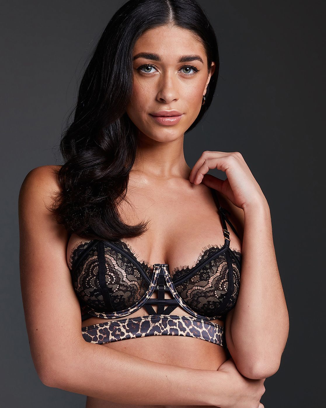 Buy Melisa Non Padded Net Plunge Bra - Black Online at Low Prices in India  
