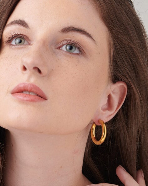 Wide Hammered Hoop Earrings in Gold | Jewellery | Lisa Angel