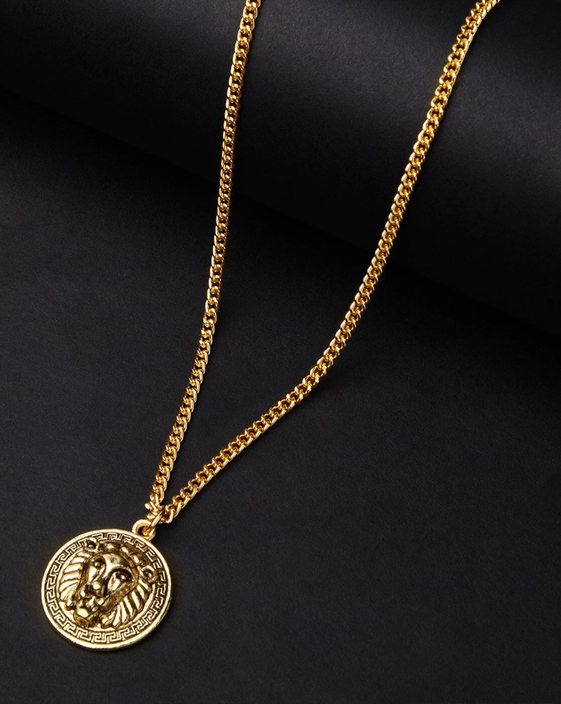 Fake hot sale versace pendant