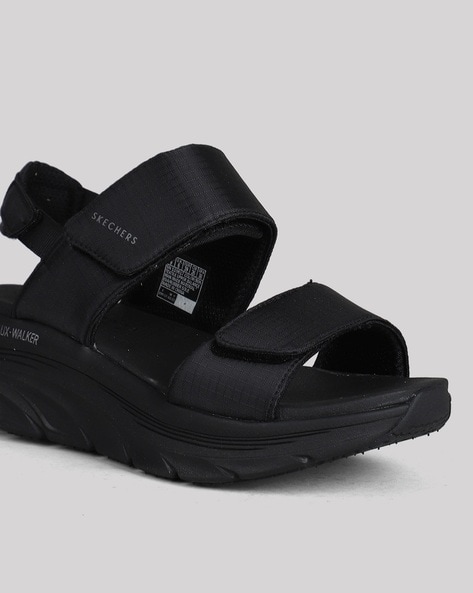 The Big Birkenstock Sandal Review: A Comfort Shoe Try-On - The Mom Edit