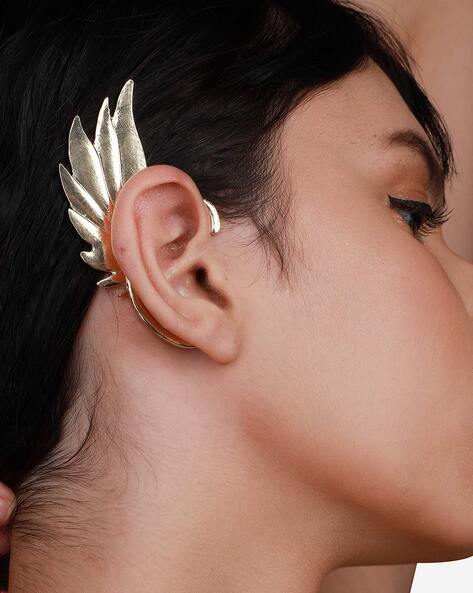 Wing ear clearance cuff