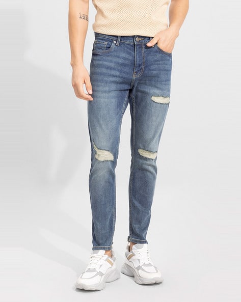 Lightly Washed Distressed Skinny Fit Jeans