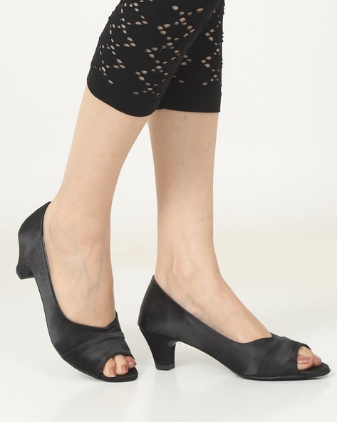 Buy Black Heeled Sandals for Women by Mochi Online | Ajio.com