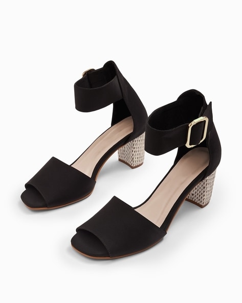 Black short heel online sandals