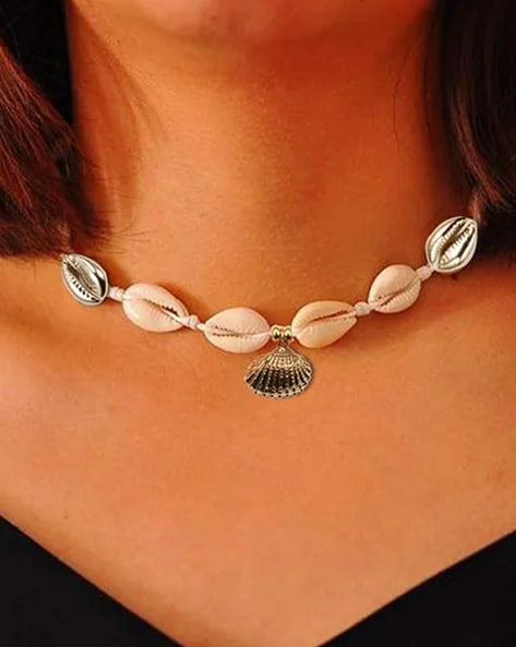 Odette Women White Seashell Necklace Set With Earrings