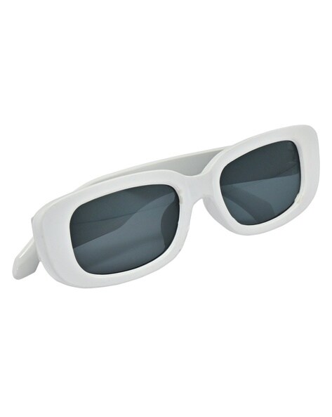 Sunglasses with Plastic Frame