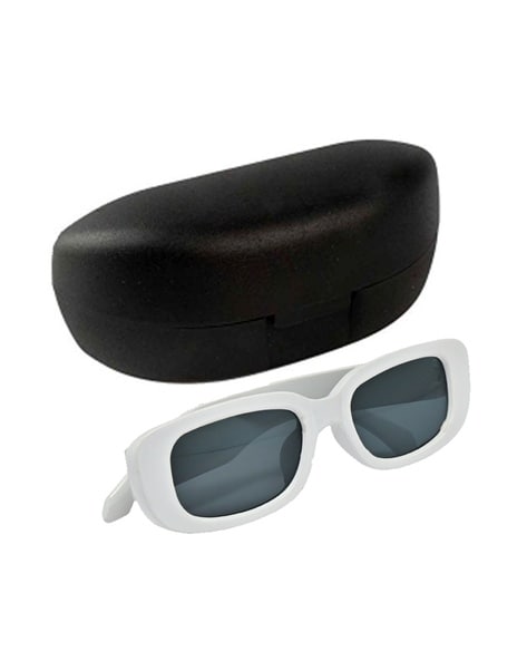 Sunglasses with Plastic Frame