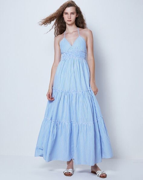 Dress exchange offers girls a Cinderella story - RhodyBeat