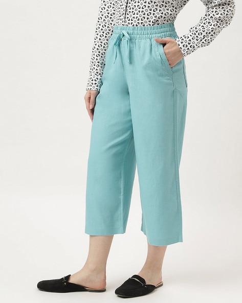 Wide Leg Pants: 9 Outfits - Michelle Tomczak