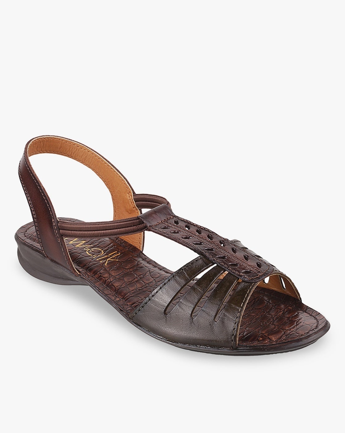 WOODLAND Women Brown Wedges - Buy WOODLAND Women Brown Wedges Online at  Best Price - Shop Online for Footwears in India | Flipkart.com