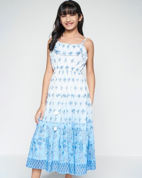 Buy Multicolored-Base-Blue Dresses for Women by MISS CHASE Online | Ajio.com