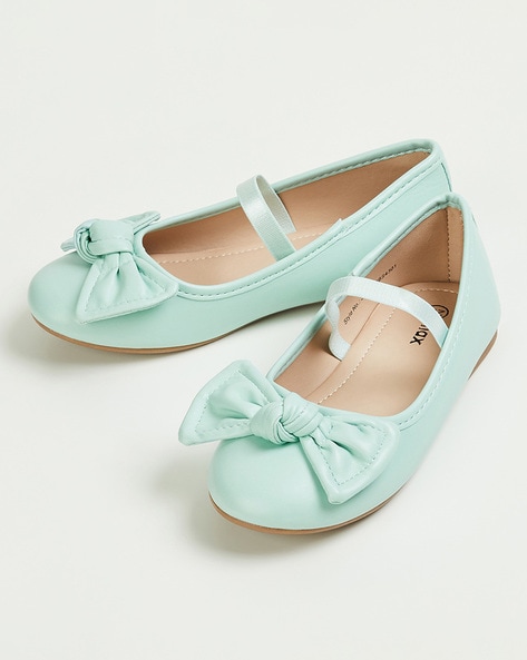 Girls mint deals green shoes