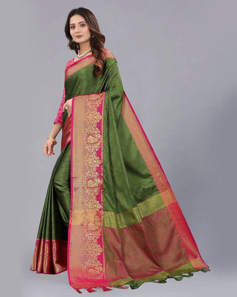 Pochampally Parrot Green small checked with rani pink border silk saree –  Devi Handlooms