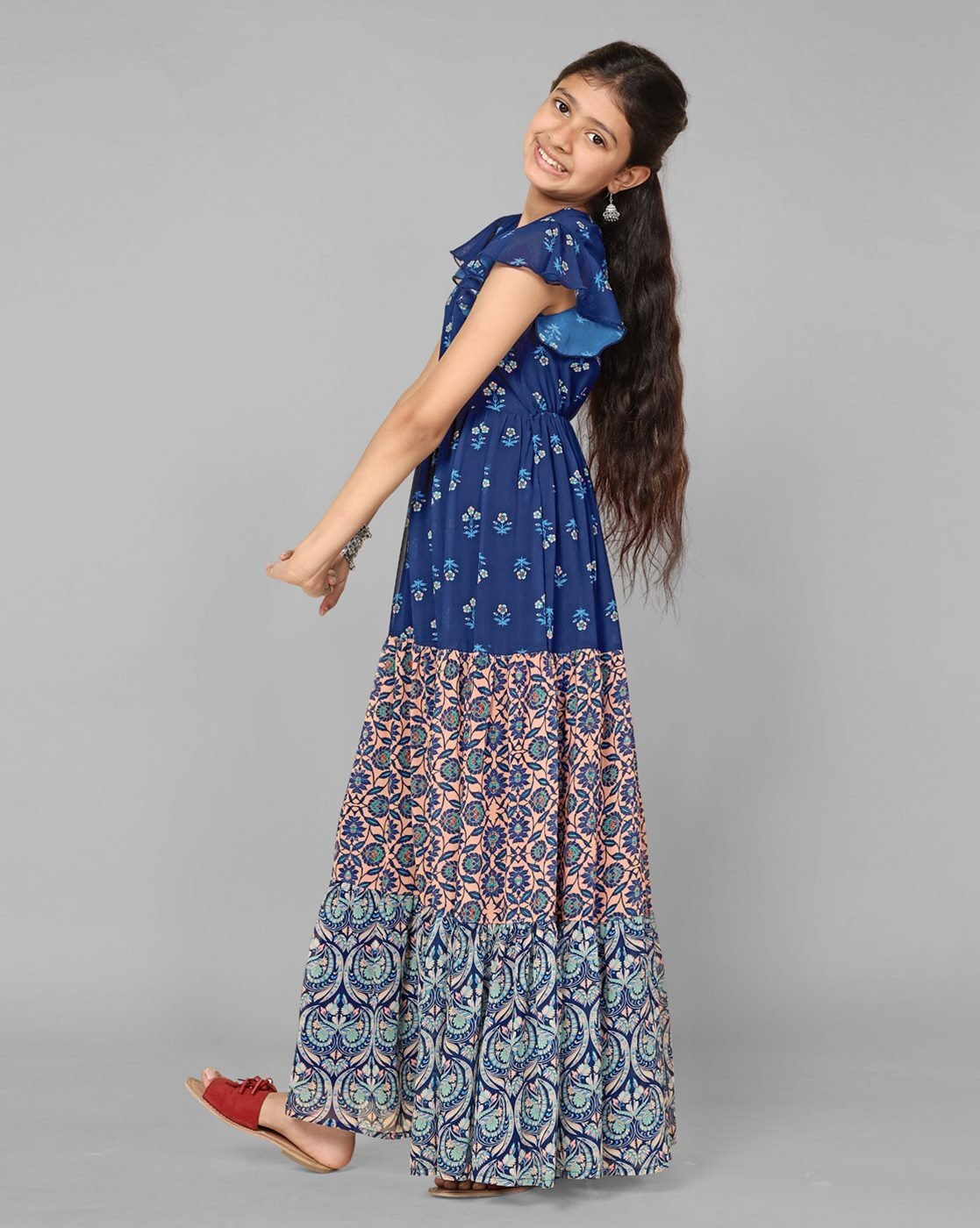 Karwa Chauth Special Designer Long Gown For Girls | Fancy dresses long,  Designer dresses casual, Gowns for girls