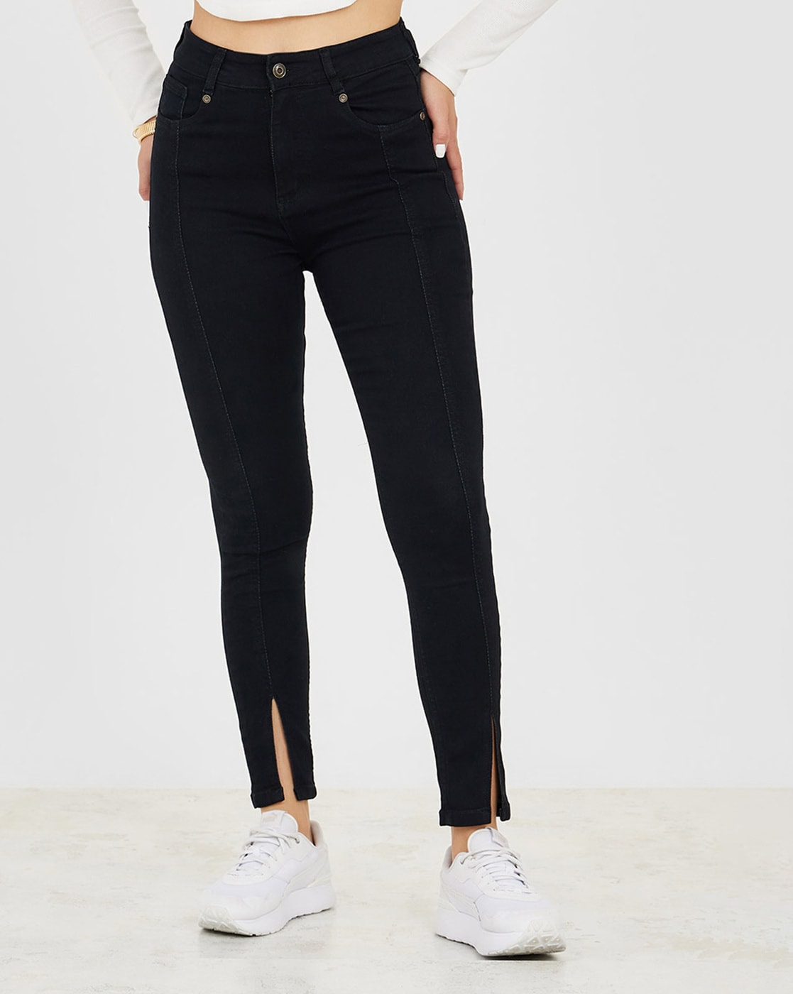 Buy Black Jeans & Jeggings for Women by Styli Online