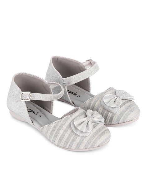 infant girl sandals 6-12 M/M - Pioneer Recycling Services