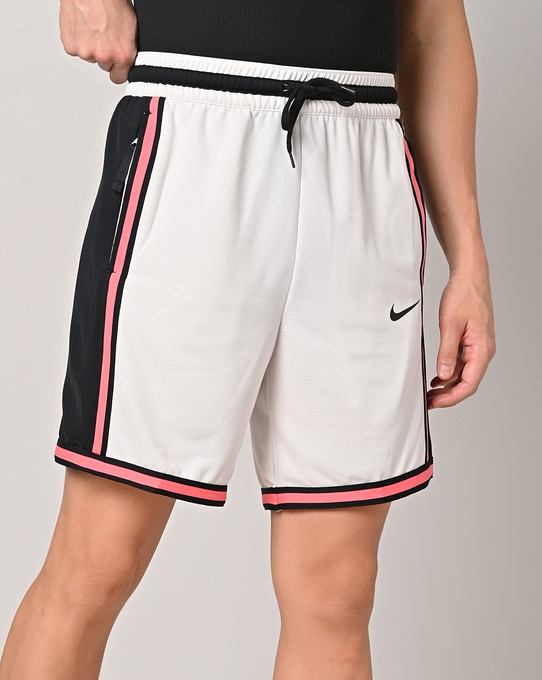 Short nike online white