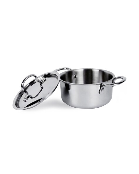 https://assets.ajio.com/medias/sys_master/root/20230618/hUvM/648efbcf42f9e729d74a5b26/usha-shriram-silver-toned-cookware-tools-stainless-steel-tope-with-lid.jpg