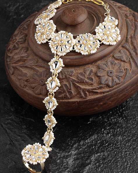 Buy Gold-Toned Rings for Women by MYKI Online | Ajio.com
