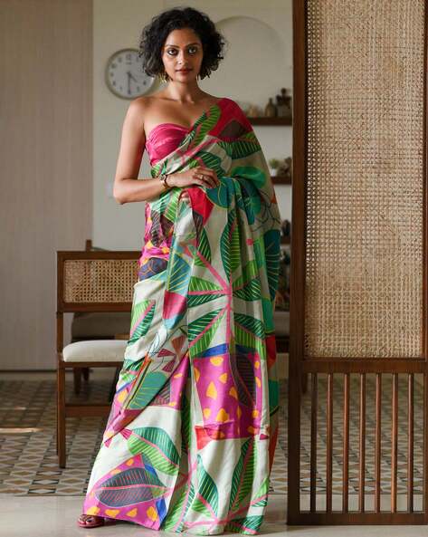 2 तरह से पहने लहंगा साड़ी | heavy saree draping | how to wear saree | 2021  new style saree draping - YouTube